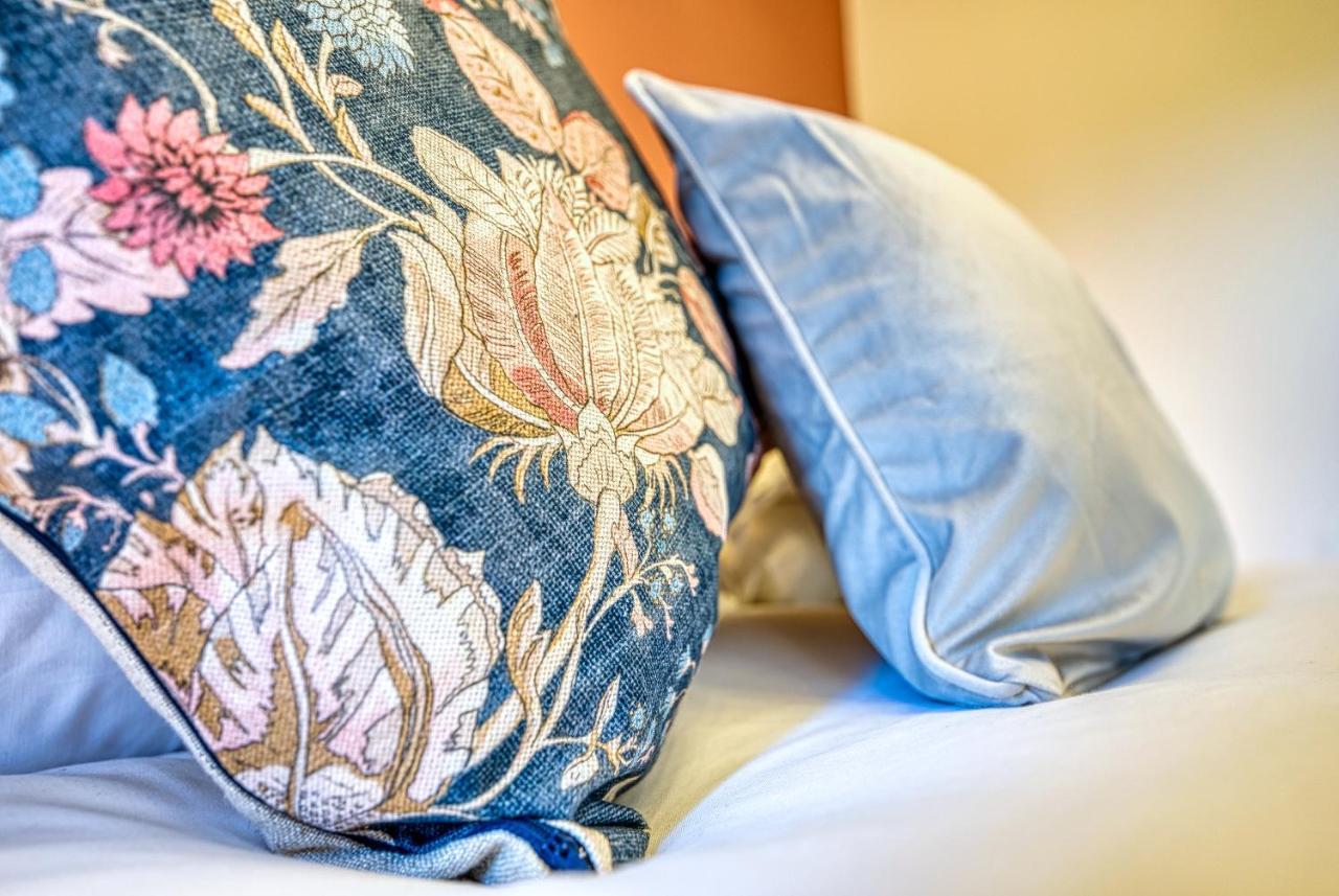 Haworth Heights - An Amazing Aparthotel! Extérieur photo
